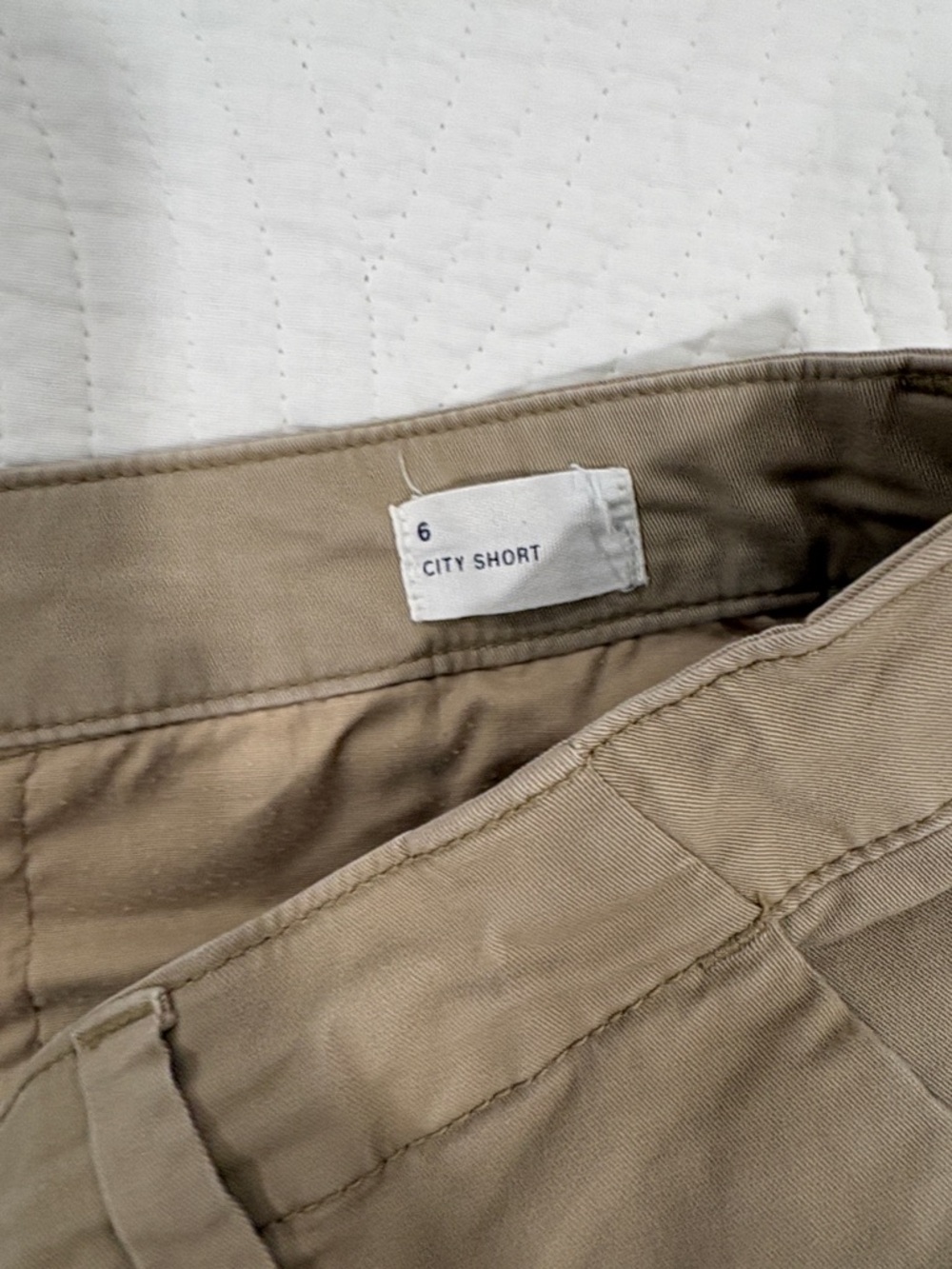 GAP Women's Tan Chino Bermuda Shorts - Picture 4 of 8